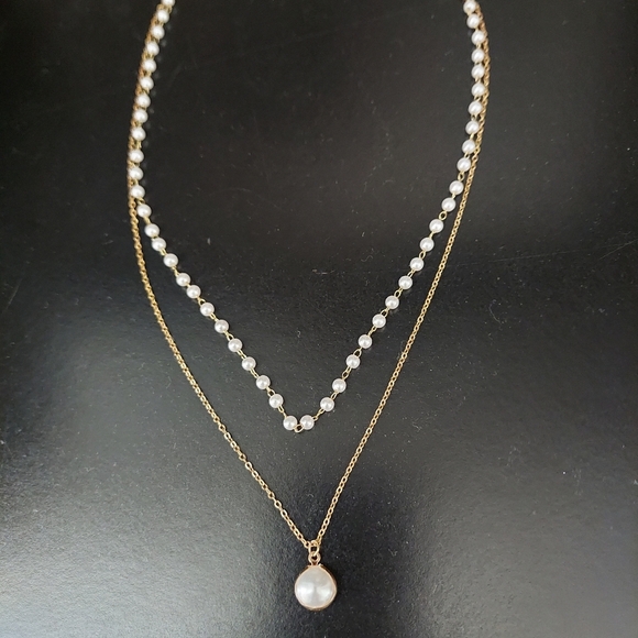Elegant Gold and Pearl Layered Necklace Wedding Prom Fashion - Picture 2 of 4